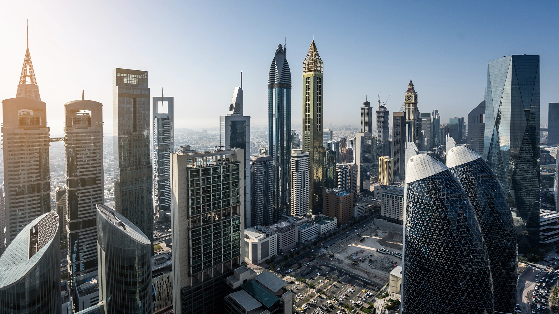 UAE guides for investors and expats